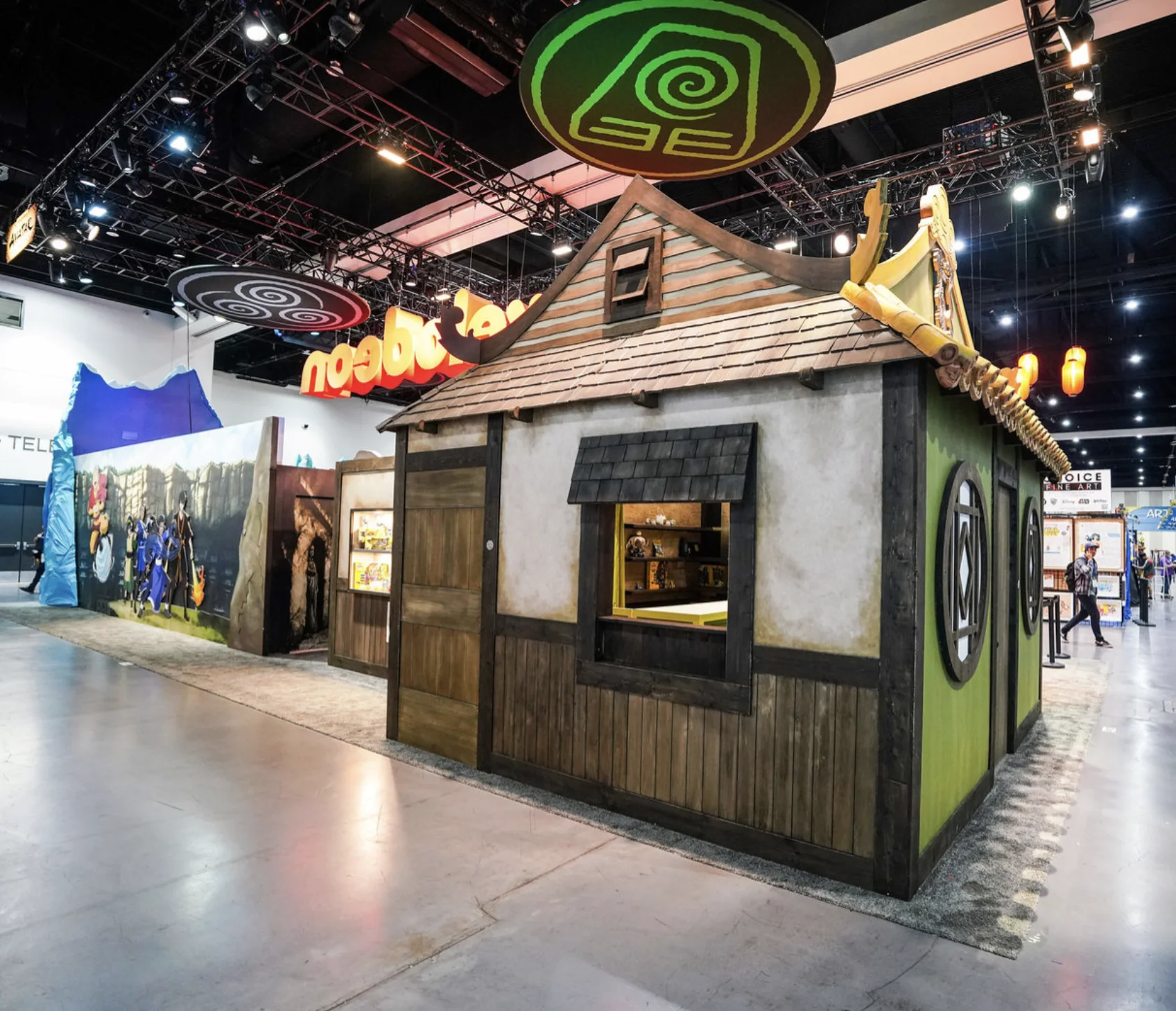 SDCC 2025 Earth Kingdom hut
